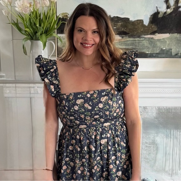 Meet your Posher, Stephanie - Picture 5 of 5